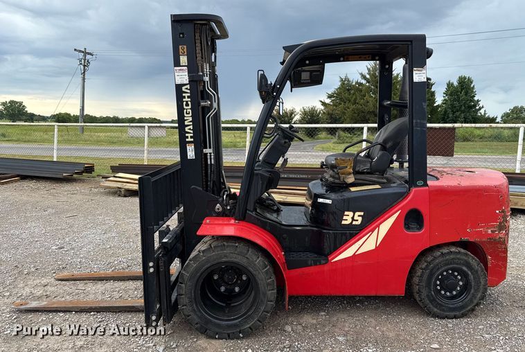 image for item EU2108 Hangcha CPCD35-XW97F forklift