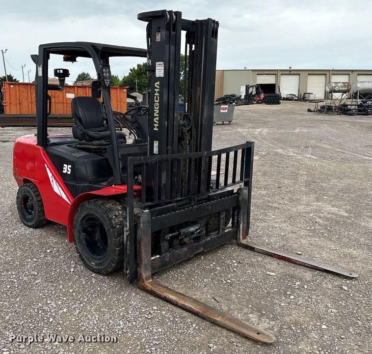 image for item EU2109 Hangcha CPCD35-XW97F forklift