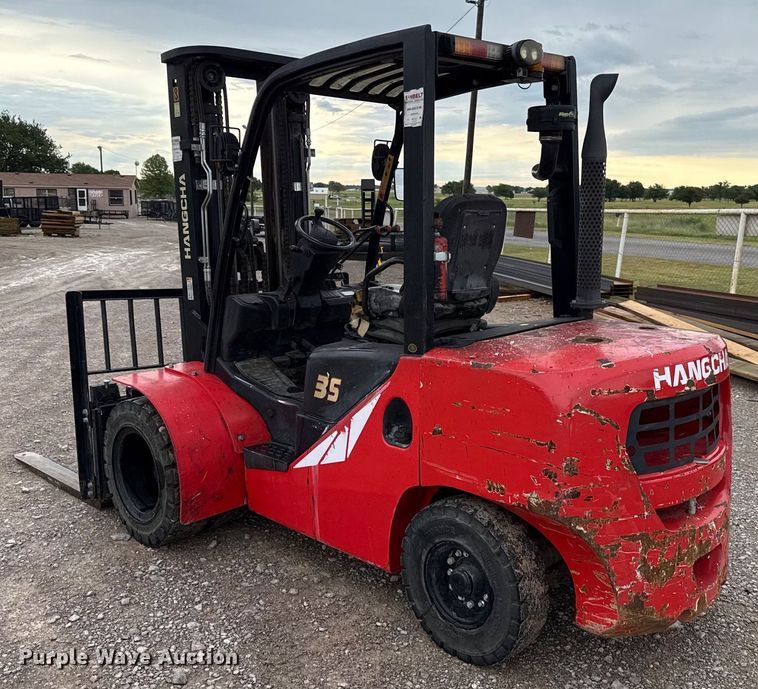 image for item EU2109 Hangcha CPCD35-XW97F forklift