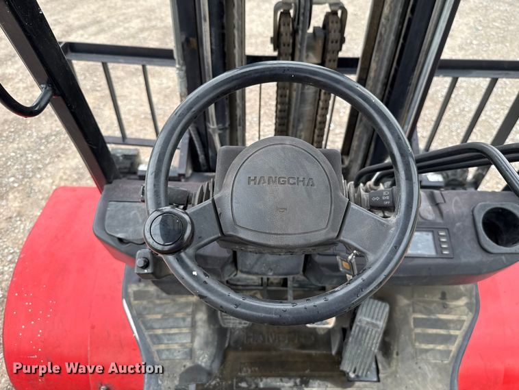 image for item EU2109 Hangcha CPCD35-XW97F forklift