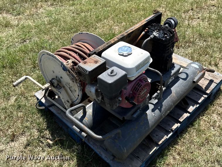 image for item EU2118 Air compressor