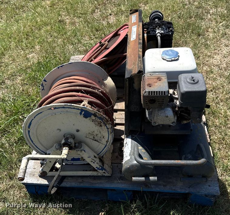 image for item EU2118 Air compressor