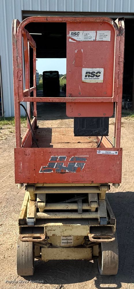 image for item EU2124 1998 JLG 2032E2 scissor lift