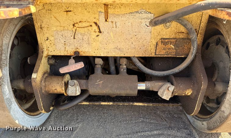 image for item EU2124 1998 JLG 2032E2 scissor lift