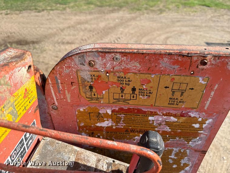 image for item EU2124 1998 JLG 2032E2 scissor lift