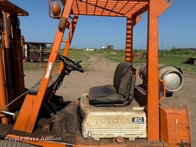 image for item EU2125 Toyota 42-4FG20 forklift