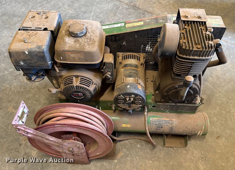 image for item EU2126 John Deere AG2-SH13-08J1 air compressor