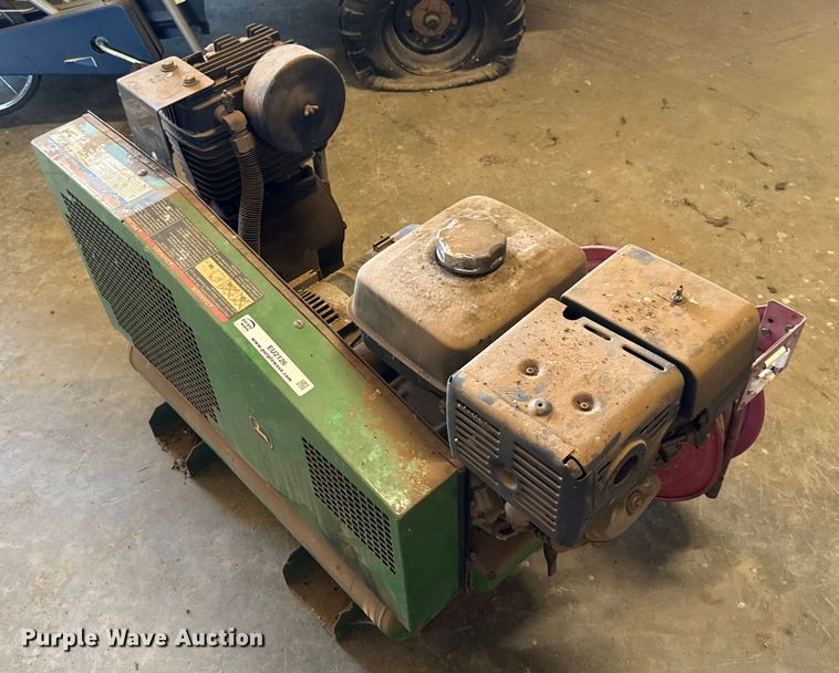 image for item EU2126 John Deere AG2-SH13-08J1 air compressor