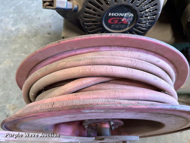 image for item EU2126 John Deere AG2-SH13-08J1 air compressor