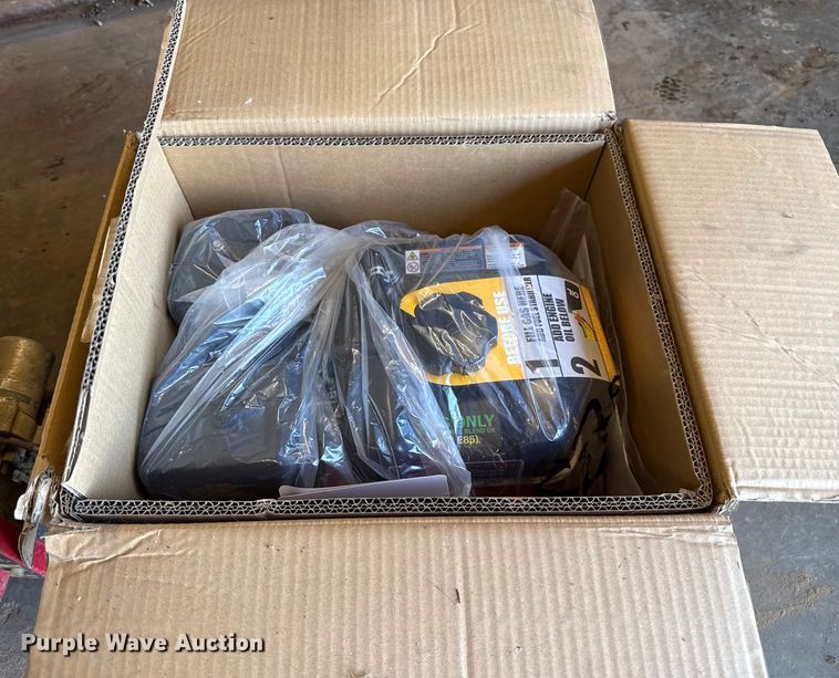 image for item EU2134 (2) engines