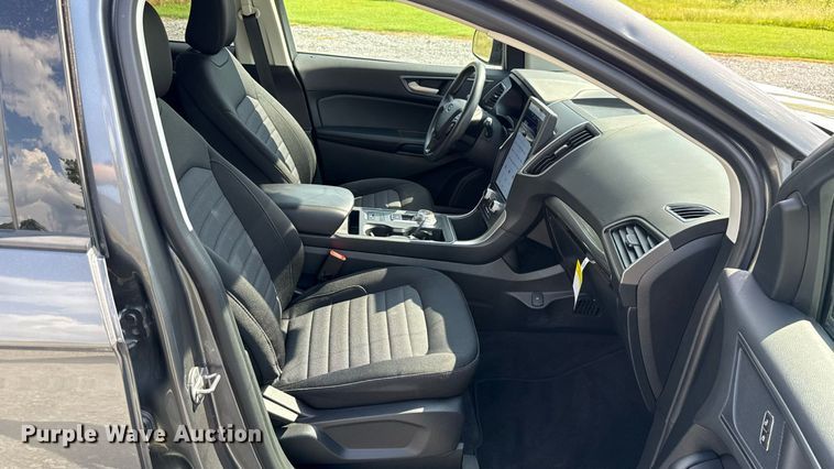 image for item EU2138 2024 Ford Edge  SUV