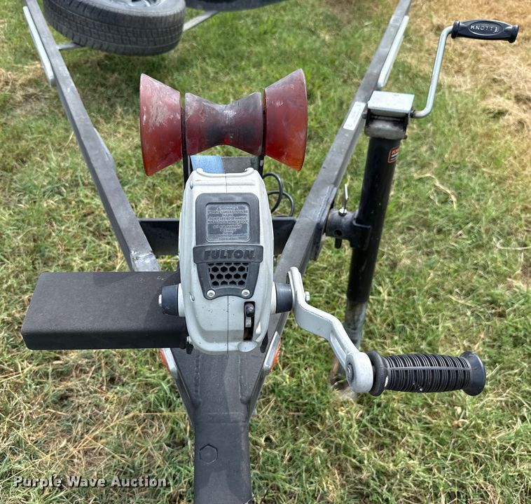 image for item EU2143 2016 EZ Loader IL4000 boat trailer