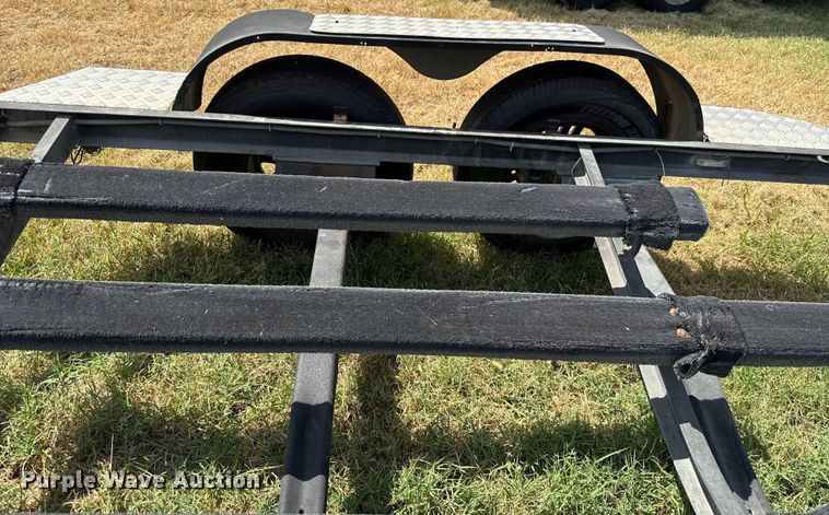 image for item EU2143 2016 EZ Loader IL4000 boat trailer