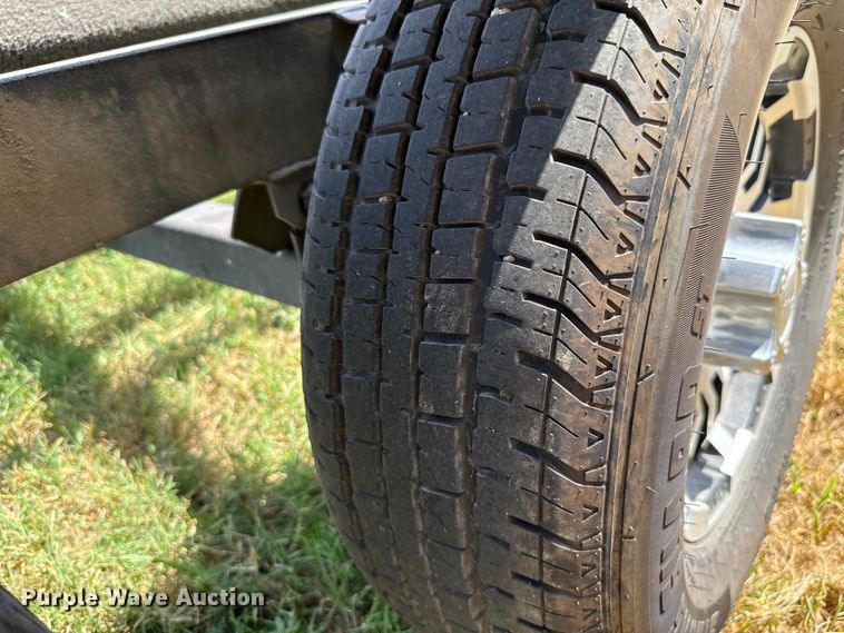 image for item EU2143 2016 EZ Loader IL4000 boat trailer