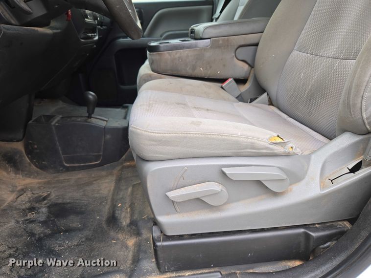 image for item EU3527 2014 Chevrolet Silverado 1500 Double Cab pickup truck