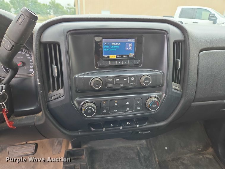 image for item EU3527 2014 Chevrolet Silverado 1500 Double Cab pickup truck