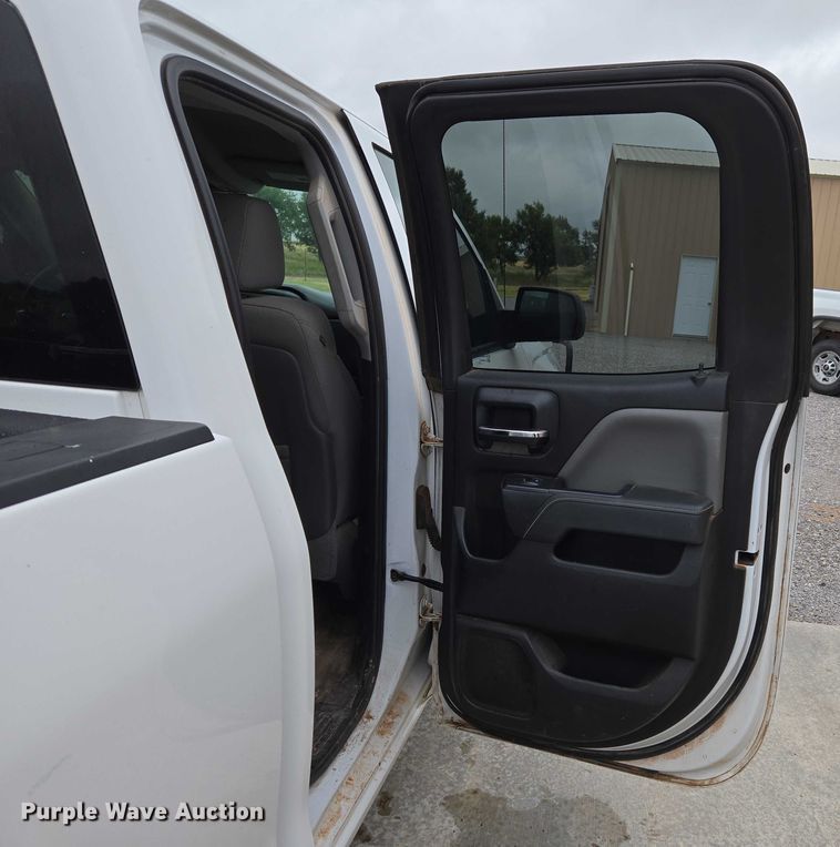 image for item EU3527 2014 Chevrolet Silverado 1500 Double Cab pickup truck