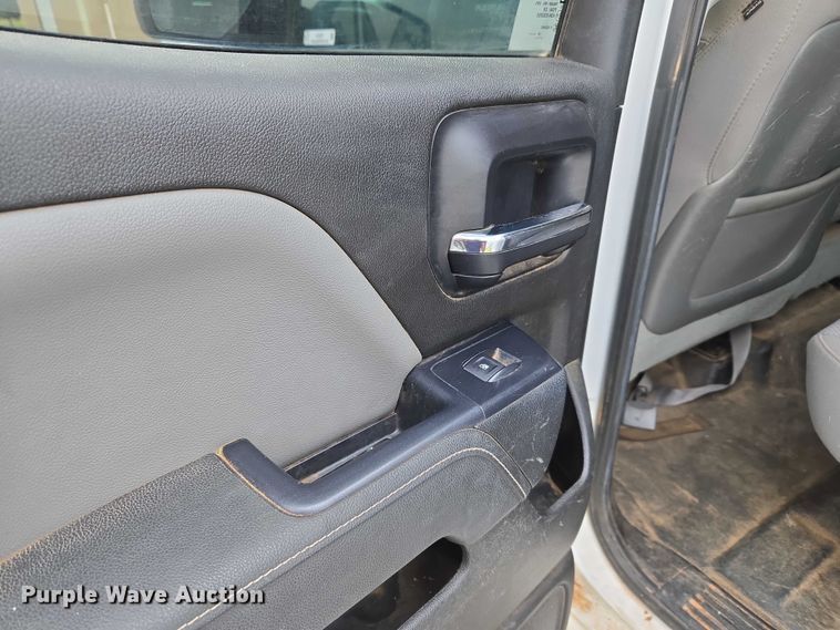 image for item EU3527 2014 Chevrolet Silverado 1500 Double Cab pickup truck