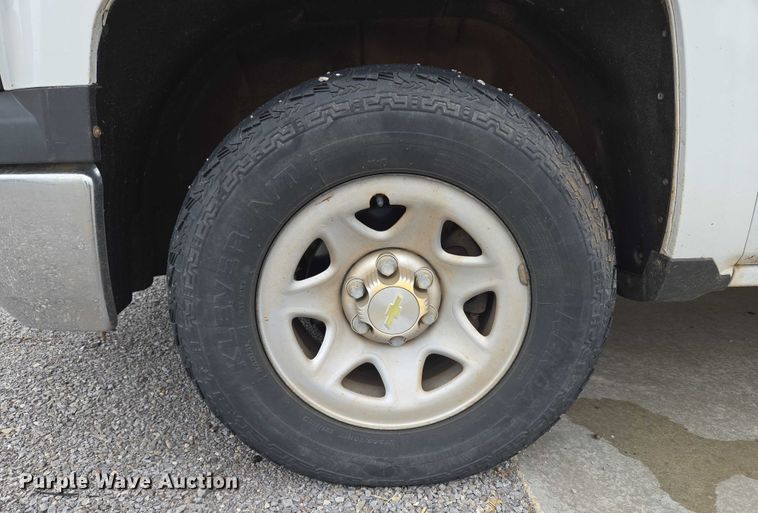 image for item EU3527 2014 Chevrolet Silverado 1500 Double Cab pickup truck