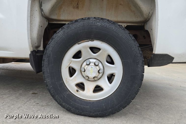 image for item EU3527 2014 Chevrolet Silverado 1500 Double Cab pickup truck