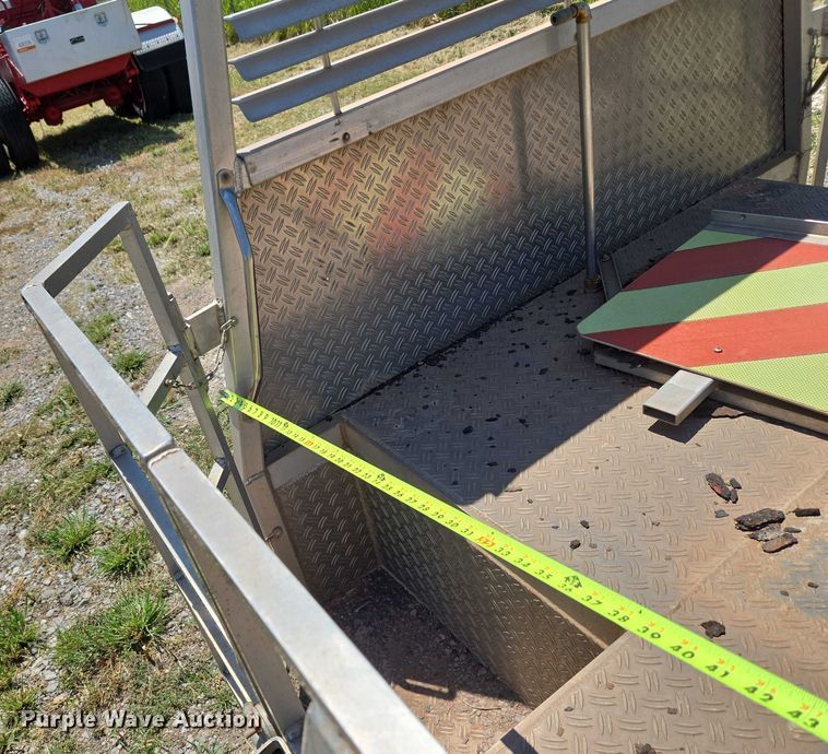 image for item EU3543 Arrett utility bed