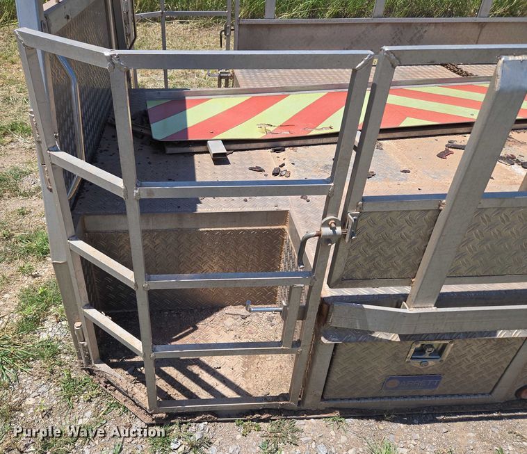 image for item EU3543 Arrett utility bed