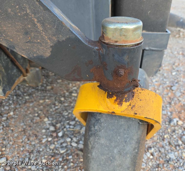 image for item EU3564 2008 Walker MBSSD ZTR lawn mower