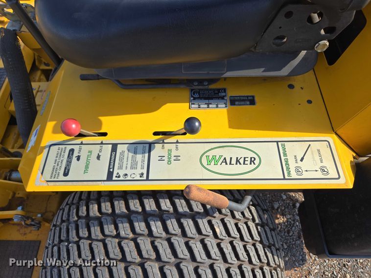 image for item EU3564 2008 Walker MBSSD ZTR lawn mower