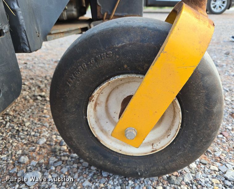 image for item EU3564 2008 Walker MBSSD ZTR lawn mower