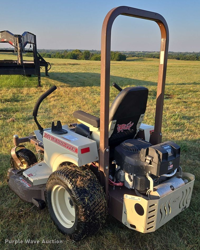 image for item EU3567 2022 Grasshopper 225VG4 lawn mower