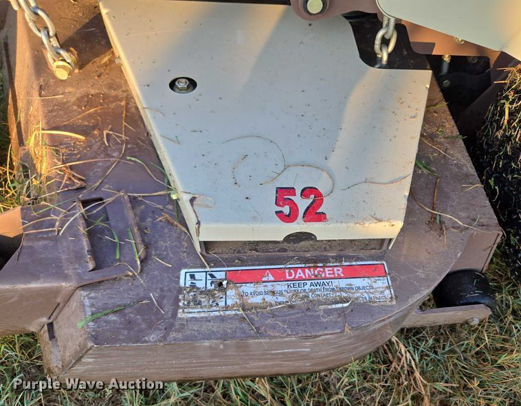 image for item EU3567 2022 Grasshopper 225VG4 lawn mower