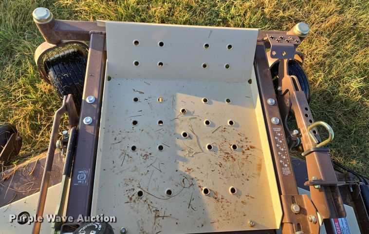 image for item EU3567 2022 Grasshopper 225VG4 lawn mower