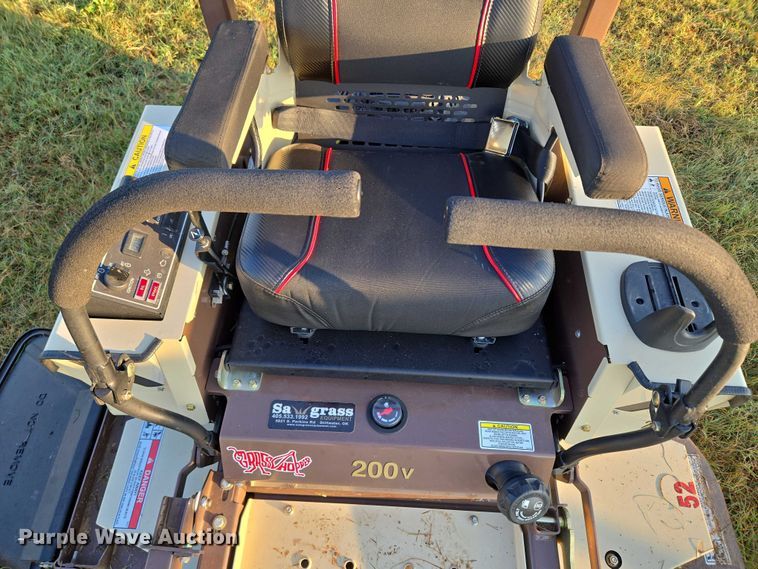 image for item EU3567 2022 Grasshopper 225VG4 lawn mower