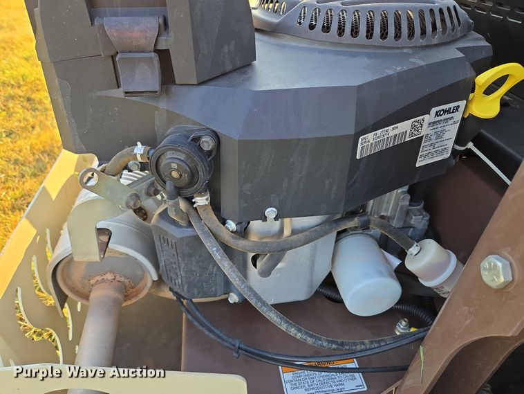 image for item EU3567 2022 Grasshopper 225VG4 lawn mower