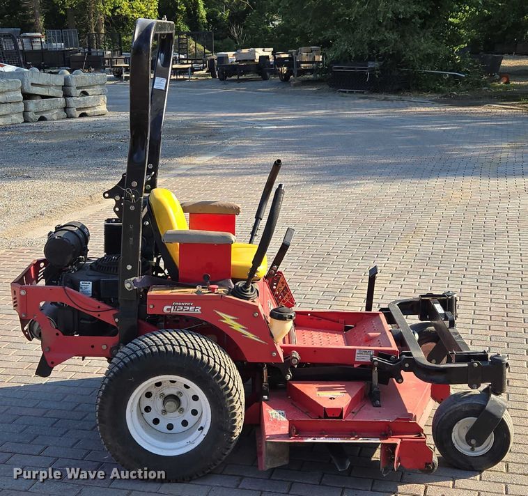 image for item EV1524 Country Clipper  Charger ZTR lawn mower