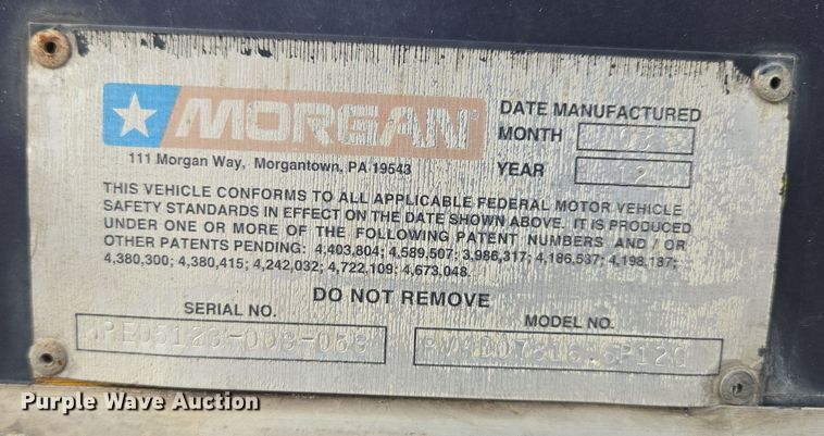 image for item EV1552 2012 GMC Magnavan box truck