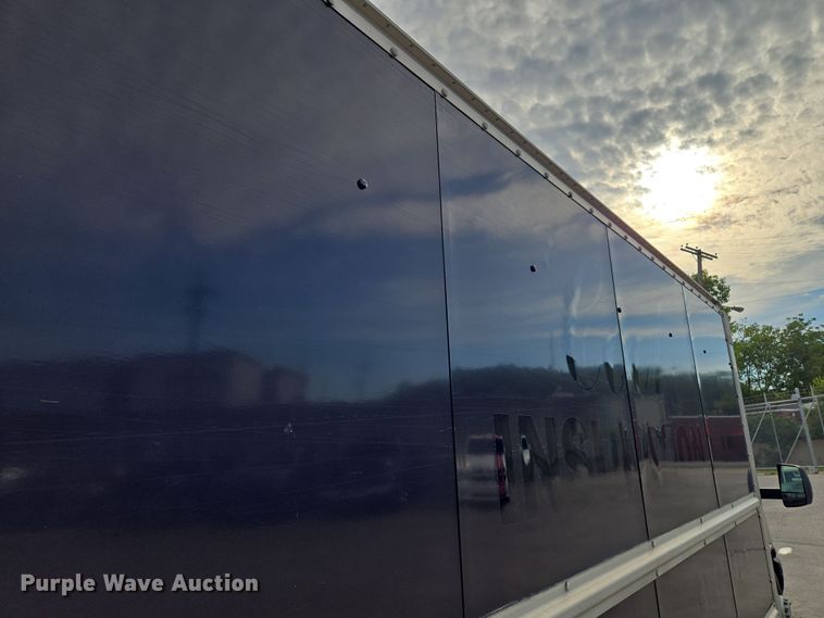 image for item EV1552 2012 GMC Magnavan box truck