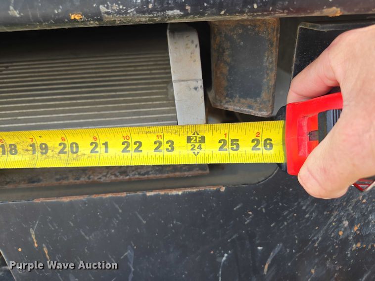 image for item EV1552 2012 GMC Magnavan box truck