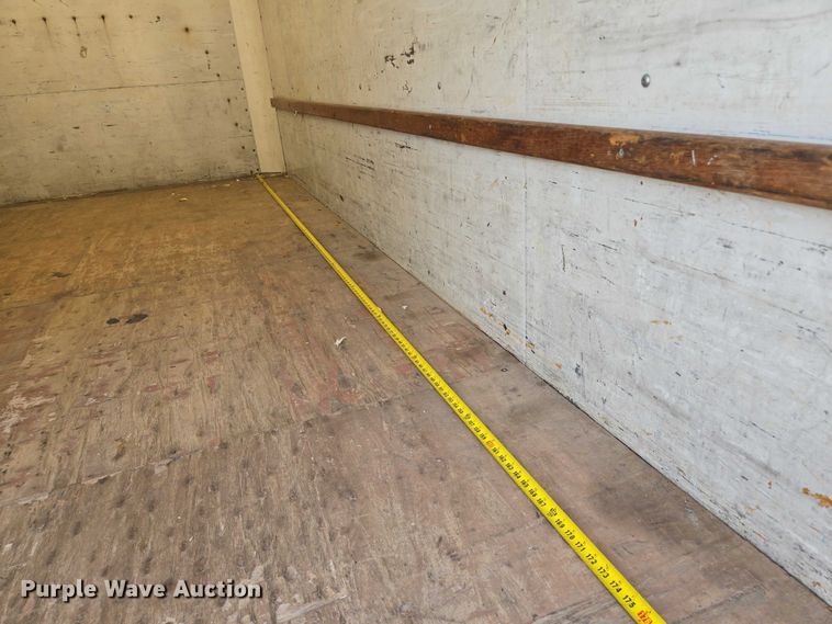 image for item EV1552 2012 GMC Magnavan box truck