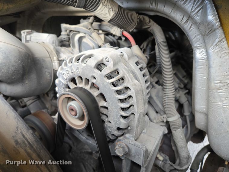 image for item EV1552 2012 GMC Magnavan box truck