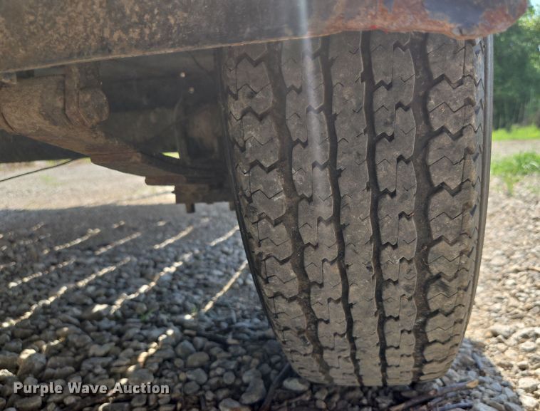 image for item EV1557 Doo Little utility trailer