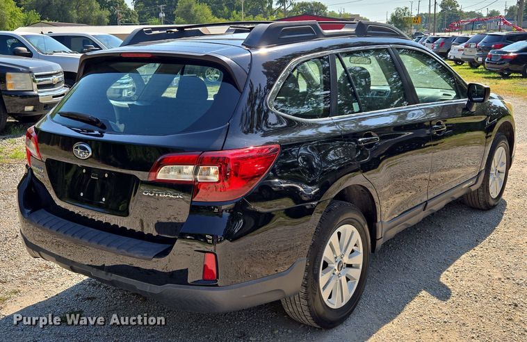 image for item EV1564 2015 Subaru Outback SUV