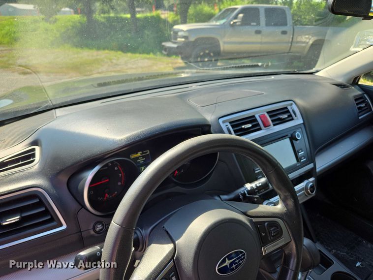 image for item EV1564 2015 Subaru Outback SUV