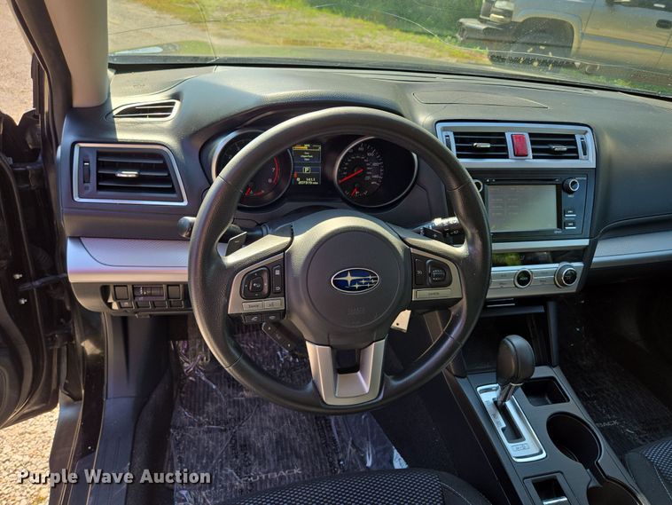 image for item EV1564 2015 Subaru Outback SUV