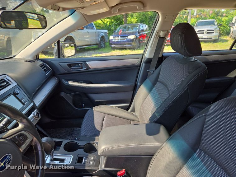 image for item EV1564 2015 Subaru Outback SUV