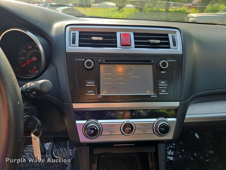 image for item EV1564 2015 Subaru Outback SUV