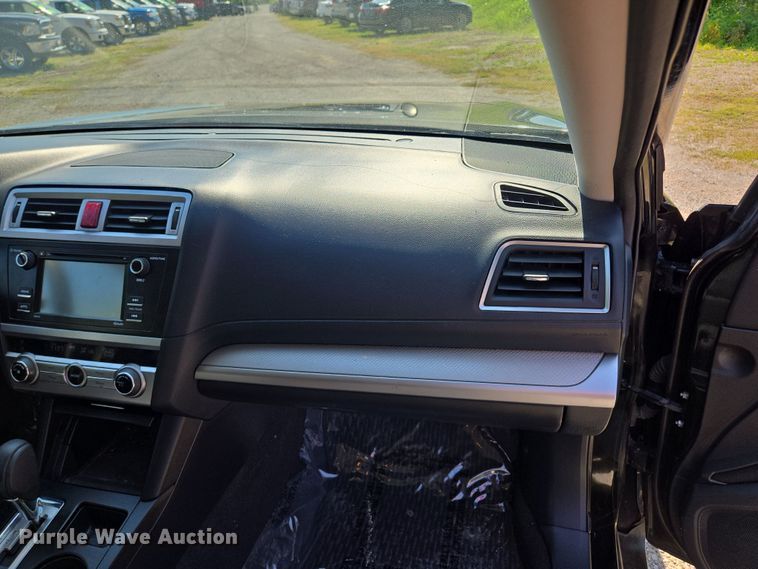 image for item EV1564 2015 Subaru Outback SUV