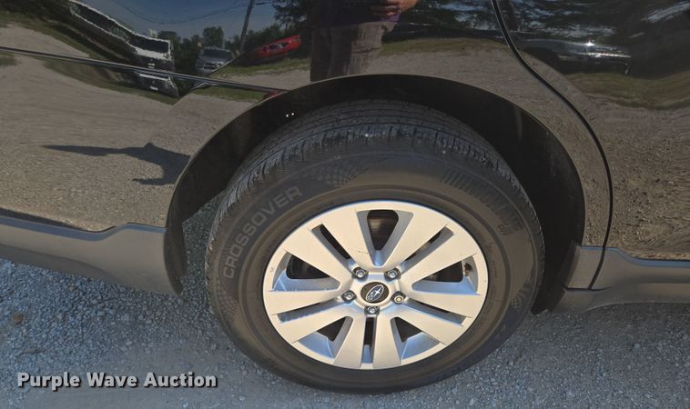 image for item EV1564 2015 Subaru Outback SUV