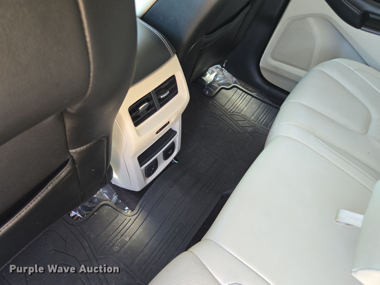 image for item EV1565 2015 Ford Edge Titanium SUV