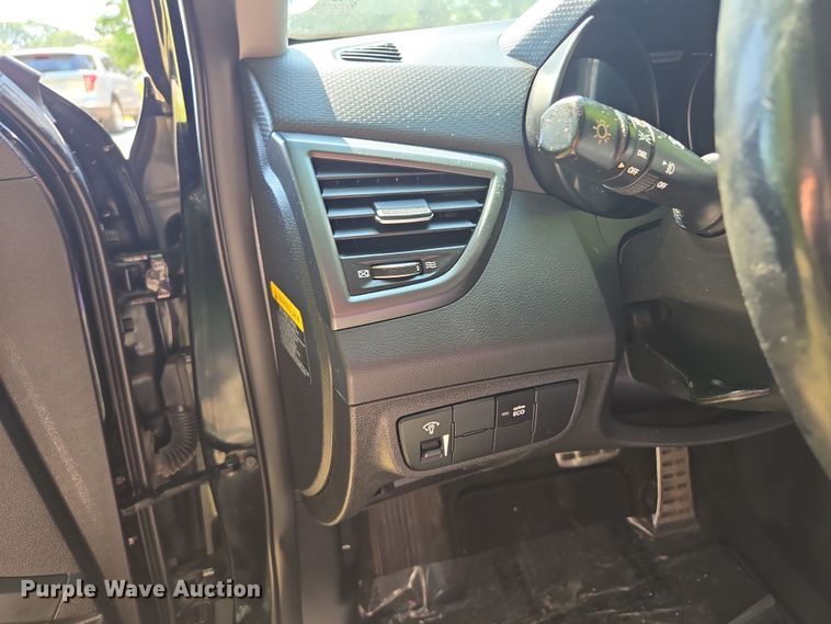 image for item EV1567 2014 Hyundai Veloster Turbo 